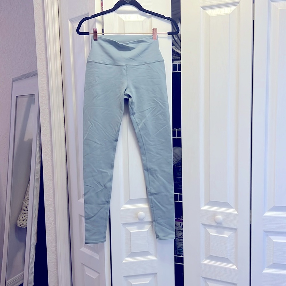 Alo airbrush leggings